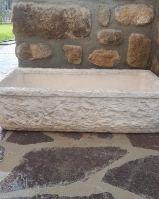 vaschetta in cemento da giardino
