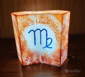 Lampada plexiglass anni 60 zodiaco 