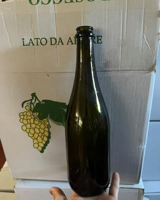 Bottiglie vuote vetro da 0,75 tappo corona