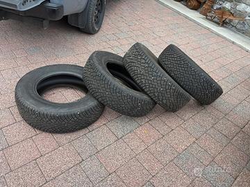 4 Gomme nokian