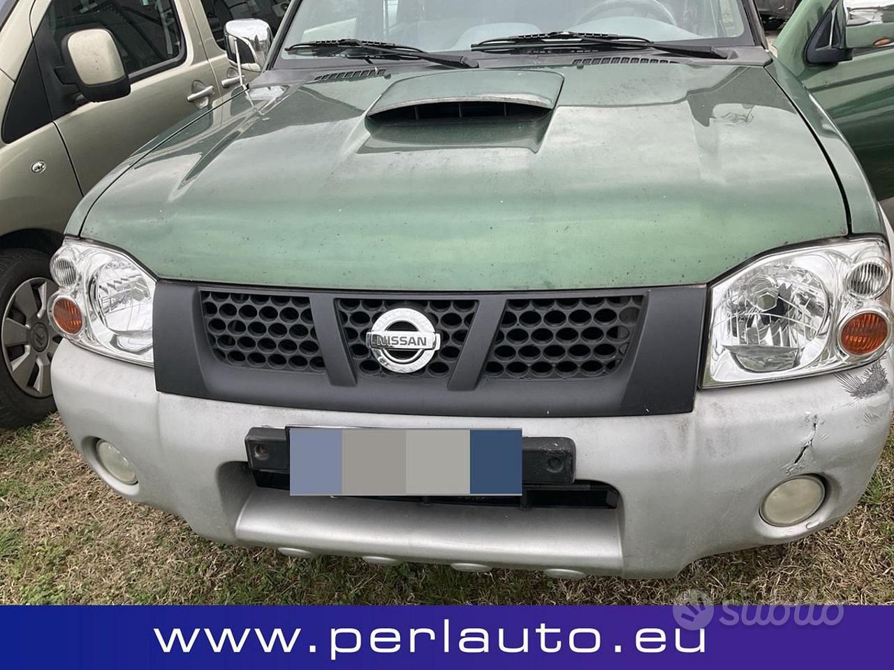 Nissan Pickup 2003 photo 3