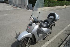Aprilia scarabeo 200 motore Piaggio