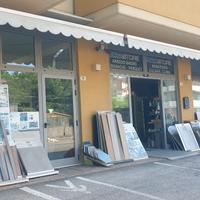 Locale commerciale 3 vetrine doppie