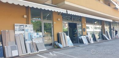 Locale commerciale 3 vetrine doppie