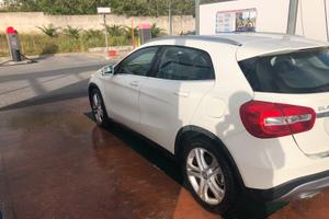 Mercedes Gla