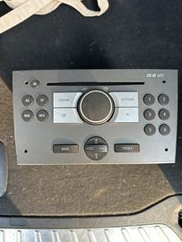 Radio opel vivaro