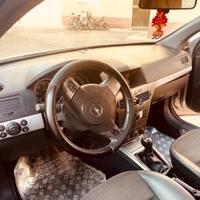 Opel atea