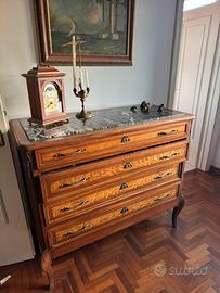 Camera da letto antica dei primi del 900