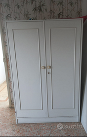 Armadio bianco quasi gratis