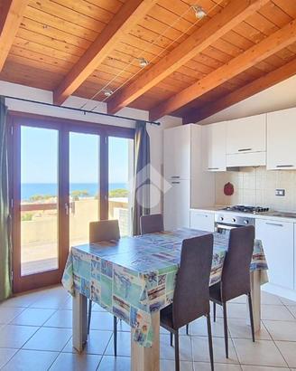 3 LOCALI A CASTELSARDO