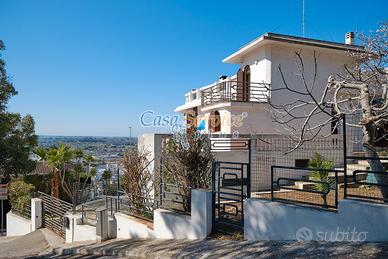Villa panoramica unica nel suo genere