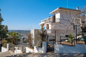 Villa panoramica unica nel suo genere