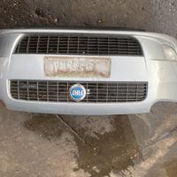Paraurti anteriore Fiat grande punto