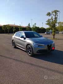 Alfa Romeo Stelvio 2.2 Q4 210CV Veloce
