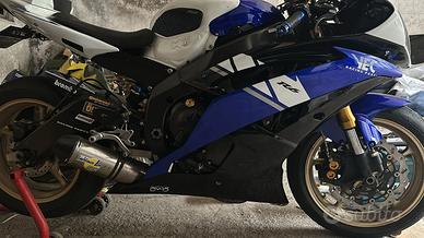 Yamaha r6 anno 2009