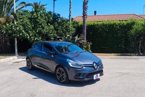 Renault Clio dCi 8V 90 CV 5 porte Moschino Intens