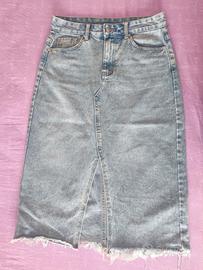 Gonna di jeans midi in lavaggio chiaro, taglia M