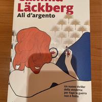 Libro Ali d’argento di Camilla Lackberg