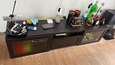 Mobile tv con retroilluminazione a led