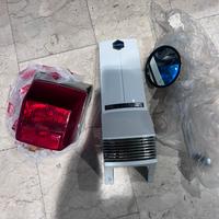 ricambi  Vespa LML muso faro e specchietto destro