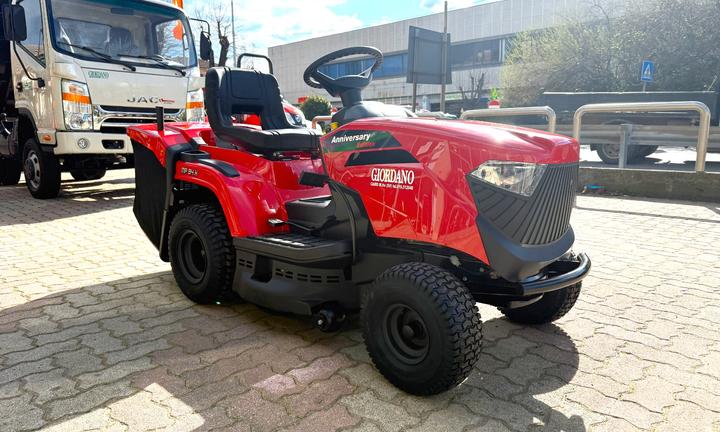 Trattorino Rasaerba Mountfield MTF98H Castelgarden