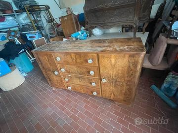 Cassettone in radica con specchio e comodini