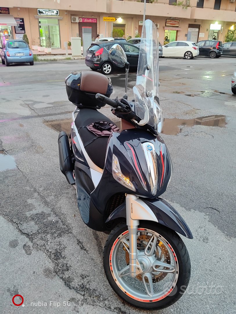 Beverly 350S-ABS/ASR- ultimo della serie 350 Moto e Scooter In