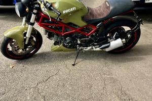Ducati Monster 900 IE
