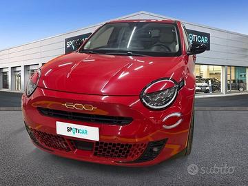 FIAT 600 1.2 Hybrid 110cv La Prima