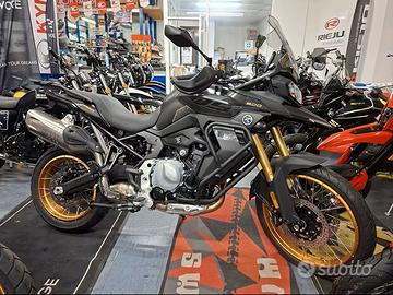 TURISMO BICILINDRICA KM 0 VOGE VALICO 900 DSX