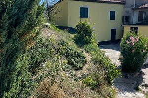 Terratetto con terreni Toscana lunigiana