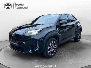 Toyota Yaris Cross 1.5 Hybrid 5p. E-CVT AWD-i...
