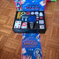 Gioco con trucchi di magia