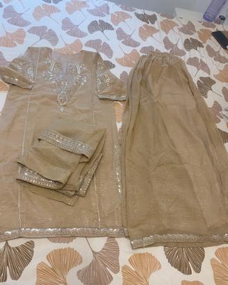 Indiano plazzo suit