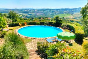 Settembre in collina con piscina