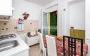 quadrilocale-in-buono-stato-con-sfogo-esterno-in-b