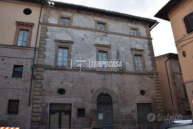 Appartamento in palazzo nobiliare, da ricostruire