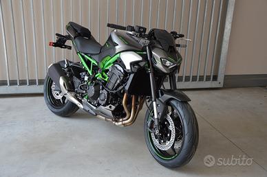 KAWASAKI Z 900