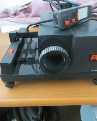 Proiettore per diapositive, telo avvolgibile, e