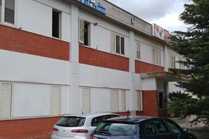 Capannone a Popoli (PE) Via per Vittorito