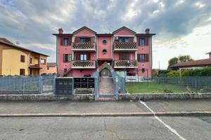 3 LOCALI A SISSA TRECASALI