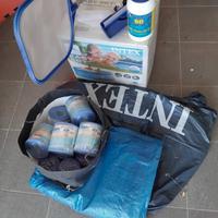 Piscina nuova con accessori