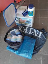 Piscina nuova con accessori