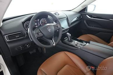 MASERATI Levante Levante V6 350 CV AWD