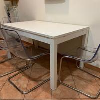 Tavolo bianco Ikea + 4 sedie