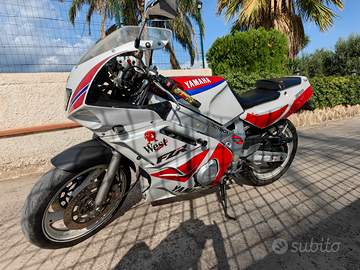 Yamaha Fzr 600