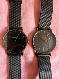 2 orologi sempici con cinturino in gomma