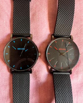 2 orologi sempici con cinturino in gomma
