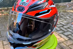 Casco AGV K1S Lion