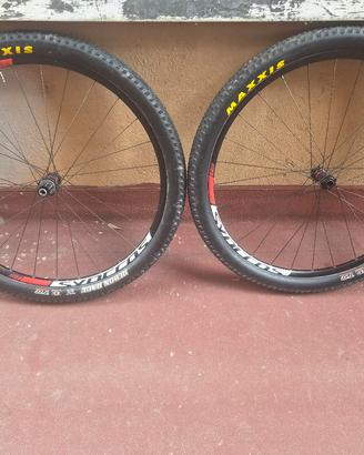 ruote 29 boost syncros xr 2.5